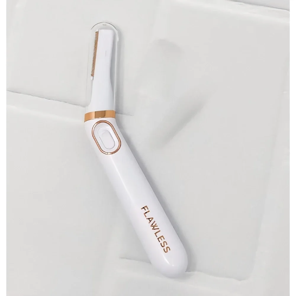New Finishing Touch Flawless Bikini Shaver & Trimmer Hair Remover Women/Dry Use